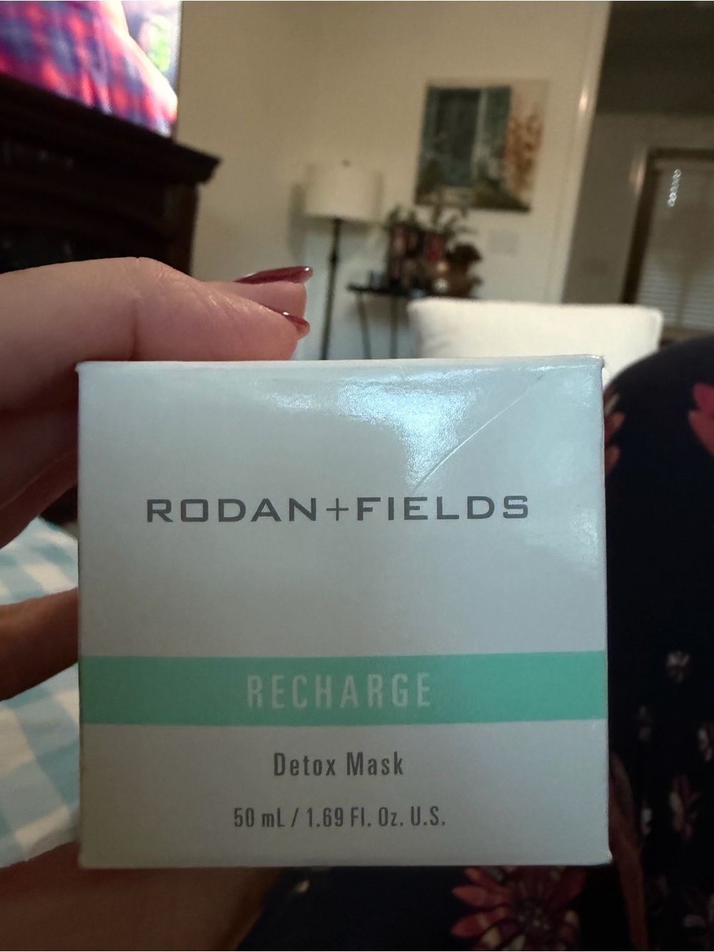 Rodan + Fields Recharge Detox Mask — White with Mint Band